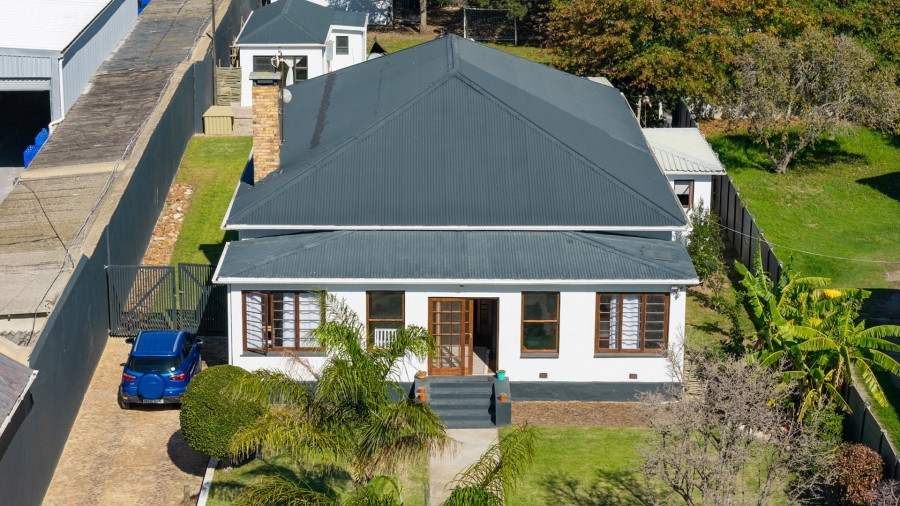 5 Bedroom Property for Sale in Bredasdorp Western Cape